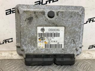 Запчасть блок управления двигателем Skoda Fabia