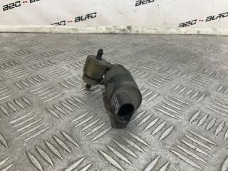 Запчасть насос стеклоомывателя Volkswagen Passat 2007