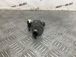 Фото запчасти насос стеклоомывателя Peugeot 207 2010 контрактная запчасть Запчасть насос стеклоомывателя Peugeot 207 2010