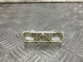 Фото запчасти крепление бампера заднее левое Nissan Qashqai 2007 контрактная запчасть Запчасть крепление бампера заднее левое Nissan Qashqai 2007