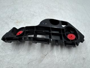 Крепление бампера переднее левое Camry 2017-2021 V70
