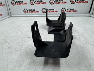 Накладка замка капота RX 2019-2022 4