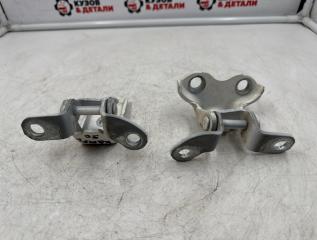 Петля двери задняя правая Camry 2011-2018 50/55