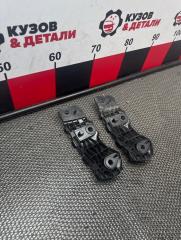Кронштейн крыла передний правый CX5 KF