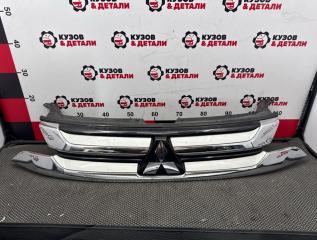 Решетка радиатора Mitsubishi Outlander 3 7450A992 контрактная