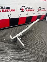 Кронштейн крыла Mazda 6 2012-2018 GJ