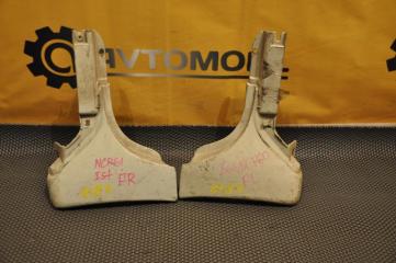 Фото запчасти брызговики передние TOYOTA IST контрактная запчасть Запчасть брызговики передние TOYOTA IST