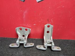 Фото запчасти петли двери задние левые MITSUBISHI DION контрактная запчасть Запчасть петли двери задние левые MITSUBISHI DION