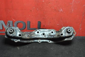 Крепление редуктора HONDA CR-V 2000 контрактная Крепление редуктора HONDA CR-V 2000