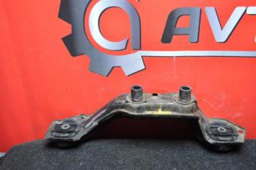 Крепление редуктора HONDA CR-V 2001 контрактная Крепление редуктора HONDA CR-V 2001