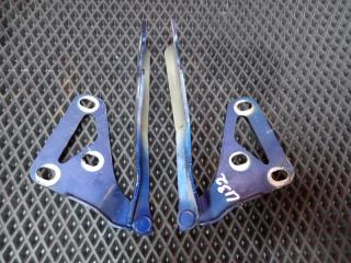 Фото запчасти петли капота OPEL Astra 2009 контрактная запчасть Запчасть петли капота OPEL Astra 2009