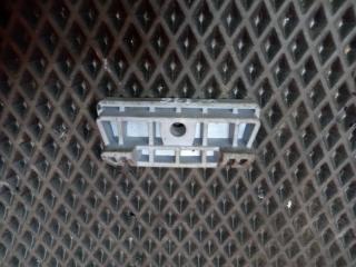 Фото запчасти крепление акб OPEL Insignia 2010 контрактная запчасть Запчасть крепление акб OPEL Insignia 2010