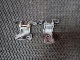 Петли двери передние левые TOYOTA PRIUS 2008 контрактная Петли двери передние левые TOYOTA PRIUS 2008