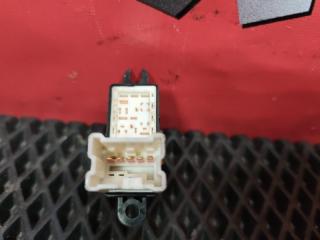 Кнопка стеклоподъемника задняя левая NISSAN MURANO Z50 VQ35DE