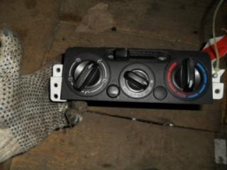 Запчасть блок управления печкой Mazda Demio 2001