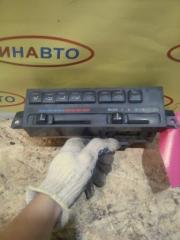 Фото запчасти блок управления печкой Mazda 626 1996 Б/У запчасть Запчасть блок управления печкой Mazda 626 1996