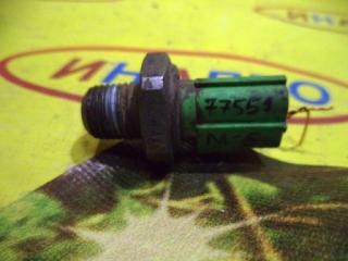 Фото запчасти датчик давления масла Mazda Mazda6 2004 Б/У запчасть Запчасть датчик давления масла Mazda Mazda6 2004