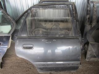 Дверь задняя правая Nissan Primera 1990