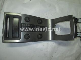 Запчасть дисплей информационный Volvo S40 2005