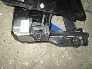 Запчасть замок двери передний правый Ford Fusion 2004