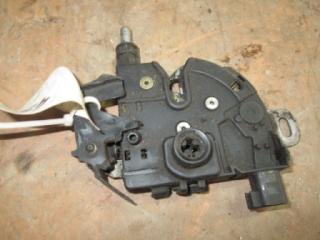 Запчасть замок капота Ford Focus 2008