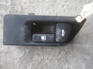 Кнопка открывания багажника Toyota Corolla 2008