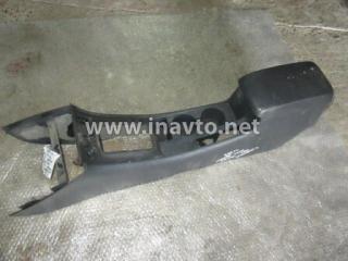 Запчасть консоль центральная Toyota Corolla 2005