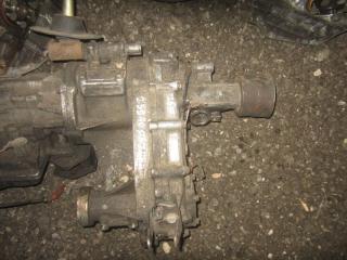 Коробка раздаточная Mitsubishi Pajero 1994