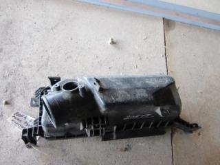 Корпус воздушного фильтра Toyota RAV4 2003