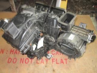 Корпус отопителя Toyota Avensis 1998 Б/У Корпус отопителя Toyota Avensis 1998