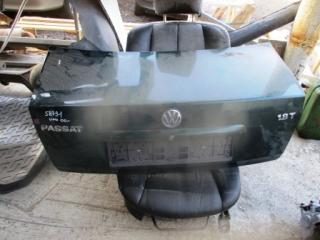 Запчасть крышка багажника Volkswagen Passat 2000