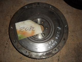Фото запчасти маховик Peugeot 206 2000 Б/У запчасть Запчасть маховик Peugeot 206 2000
