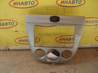 Запчасть накладка на торпедо Chevrolet Lacetti 2008
