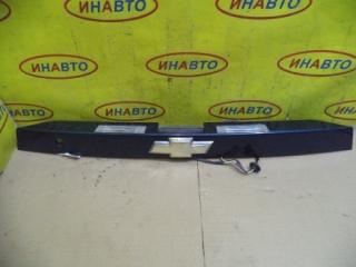 Запчасть накладка крышки багажника Chevrolet Lacetti 2008