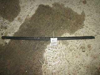 Молдинг стекла передний правый Kia Rio 2005