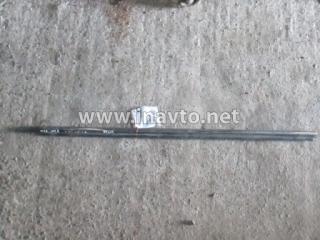 Молдинг стекла передний левый Toyota Corolla 2011