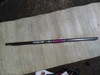 Молдинг стекла передний правый Mitsubishi Pajero Sport 2014