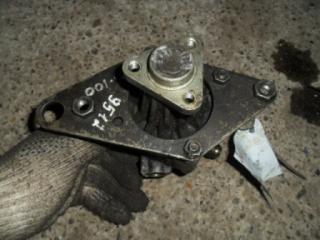 Насос гидроусилителя руля Mercedes-Benz 100 1993