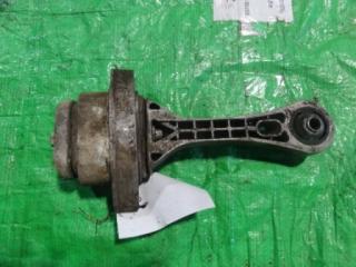 Фото запчасти опора кпп Skoda Octavia 2008 Б/У запчасть Запчасть опора кпп Skoda Octavia 2008
