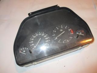 Запчасть щиток панель приборов BMW 5 1995