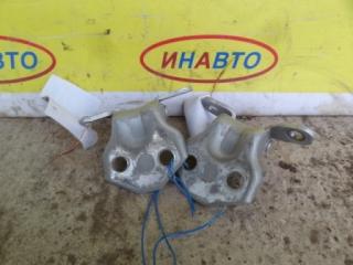 Петля двери левая Kia Spectra 2008