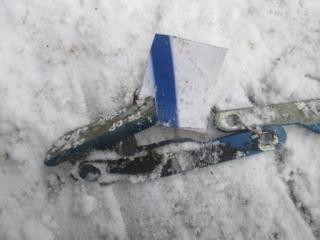 Петля капота правая Renault Logan 2006