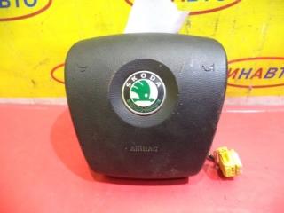 Запчасть подушка безопасности в рулевое колесо Skoda Octavia 2008