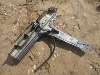 Запчасть центральная стойка кузова левая Opel Astra 2005