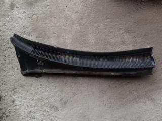 Запчасть жабо правое Mazda 6 2005