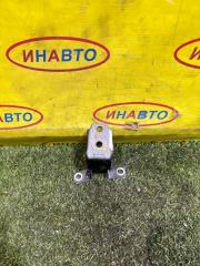 Фото запчасти петля двери задняя правая Mazda CX-5 2013 Б/У запчасть Запчасть петля двери задняя правая Mazda CX-5 2013