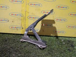 Фото запчасти петля капота правая Mazda Xedos 9 1996 Б/У запчасть Запчасть петля капота правая Mazda Xedos 9 1996