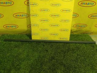 Фото запчасти молдинг стекла задний левый Lada X-Ray 2017 Б/У запчасть Запчасть молдинг стекла задний левый Lada X-Ray 2017