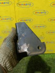 Кронштейн двигателя передний Carisma 2005 1.6