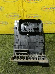 Запчасть блок предохранителей Volkswagen Golf Plus 2012